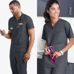 NWT Butter Soft Unisex Scrub Top Pewter Sz XL